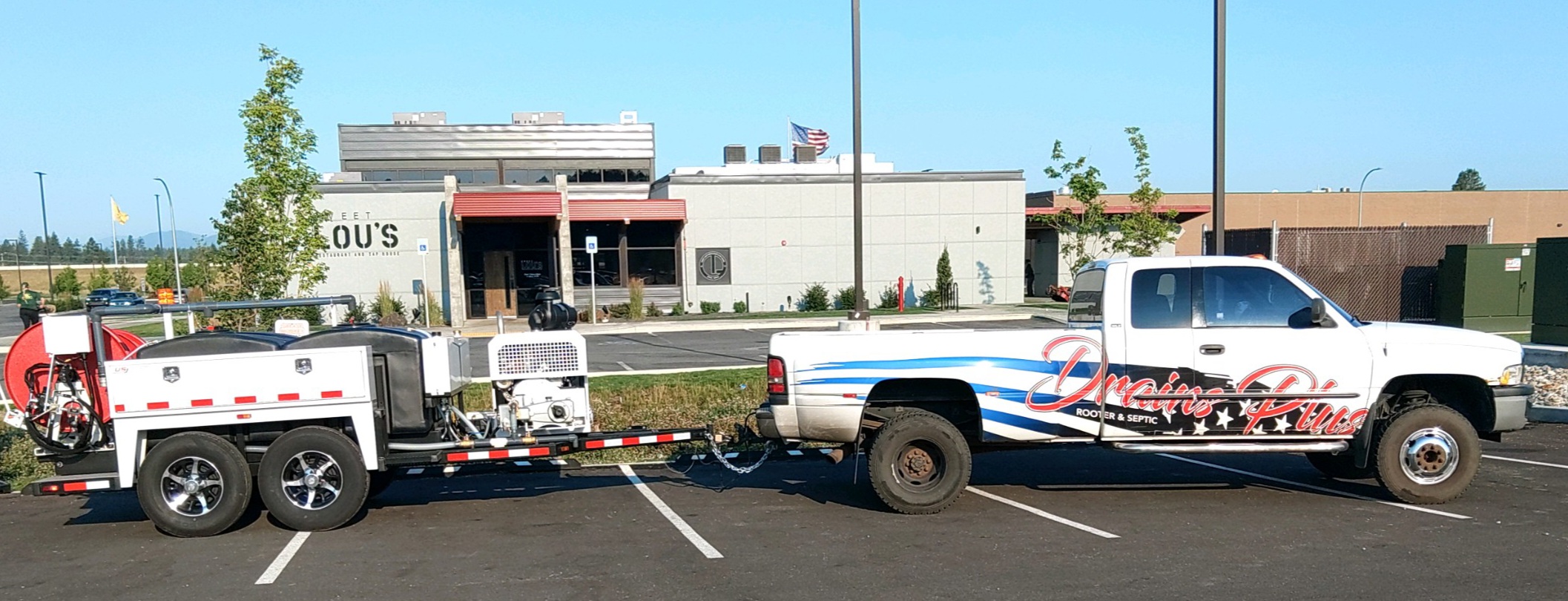 Drains Plus service truck providing 24/7 emergency drain cleaning in North Idaho